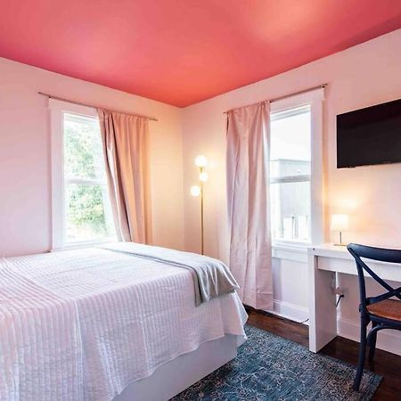 Blush And Bashful Germantown Two Bedroom Apartment Луїсвілл Екстер'єр фото