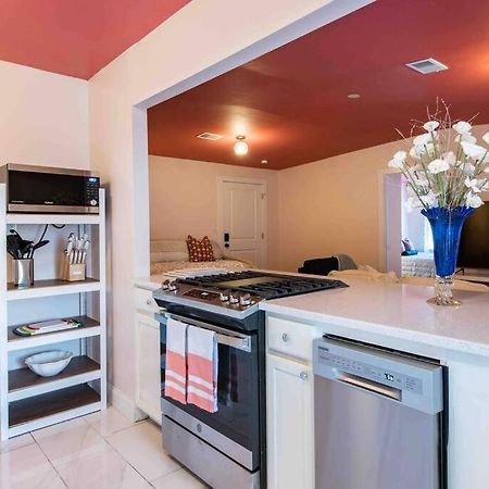 Blush And Bashful Germantown Two Bedroom Apartment Луїсвілл Екстер'єр фото