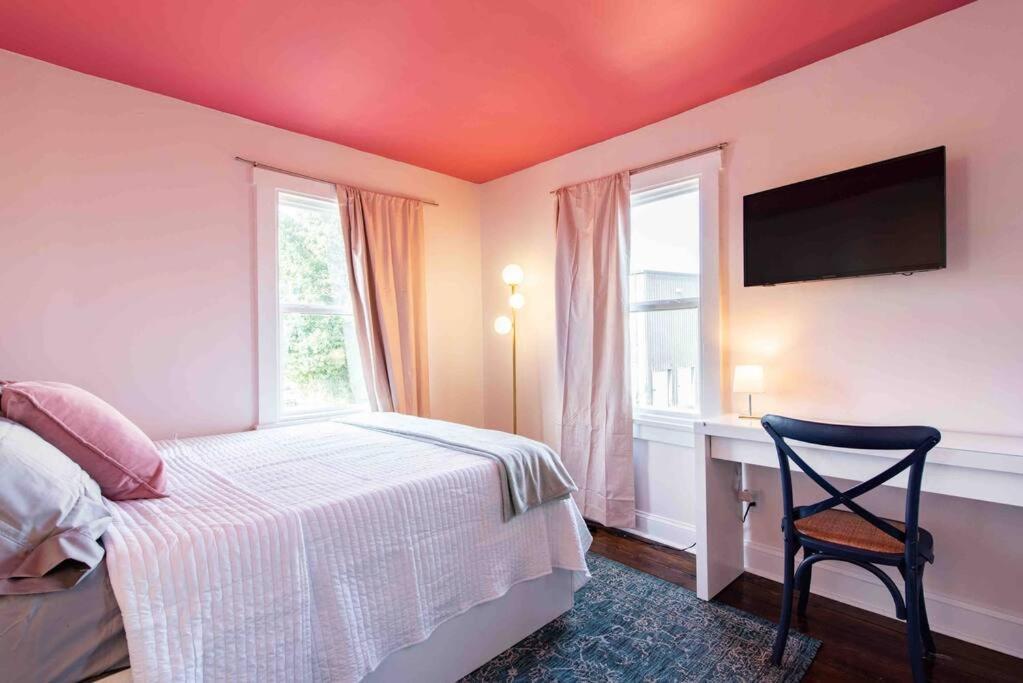 Blush And Bashful Germantown Two Bedroom Apartment Луїсвілл Екстер'єр фото